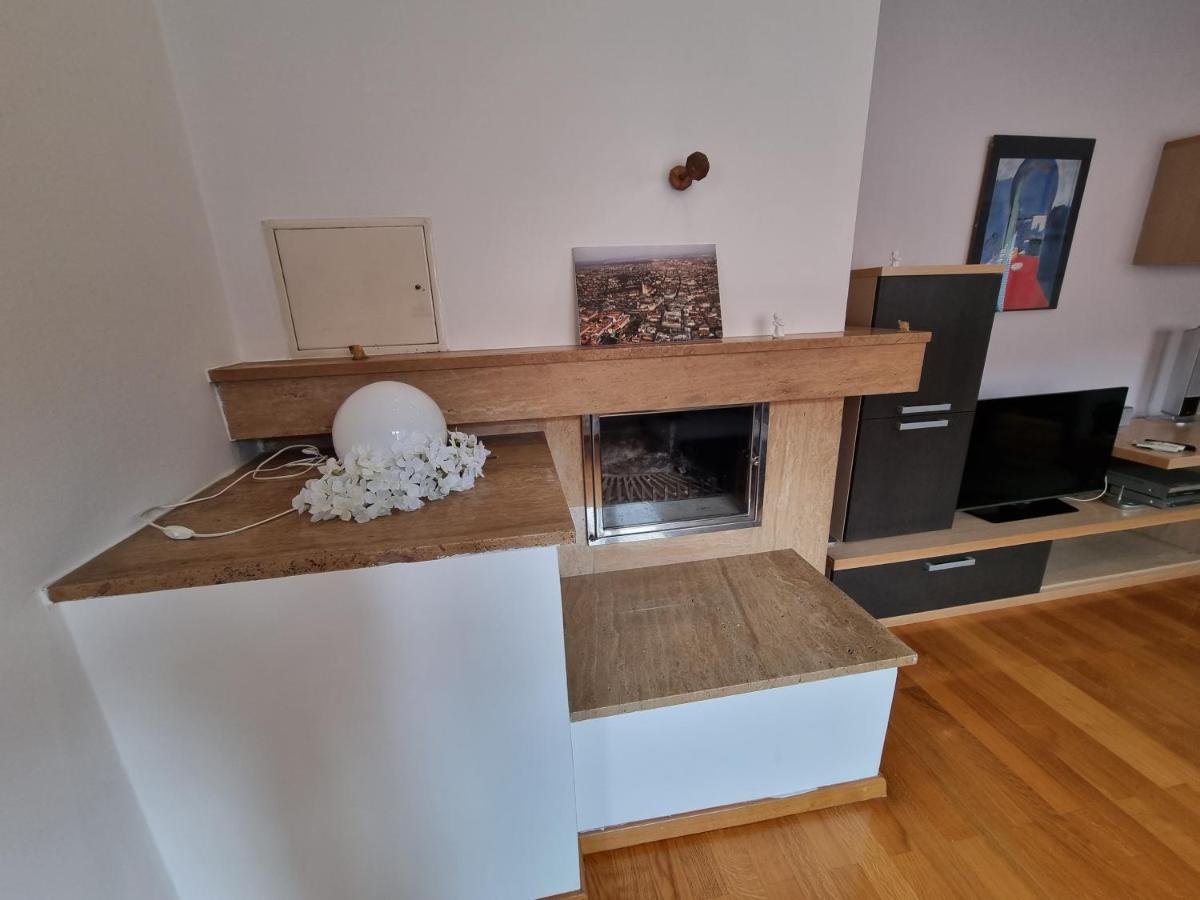 Appartamento L'Oro Di Napoli Ζάγκρεμπ Εξωτερικό φωτογραφία
